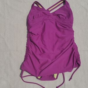 Athleta size Large one piece bathing suit